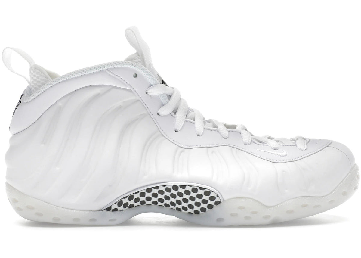 Nike Air Foamposite One Triple White